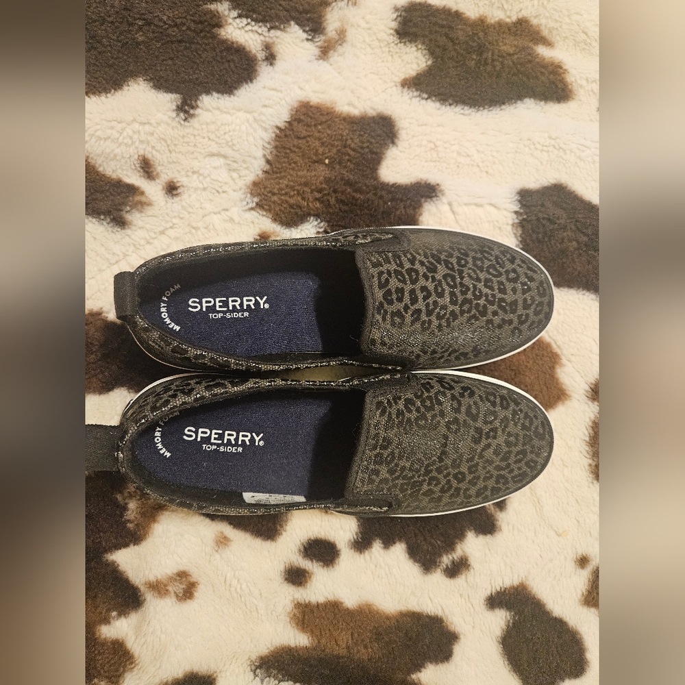 Sperry's top slides shoes never worn